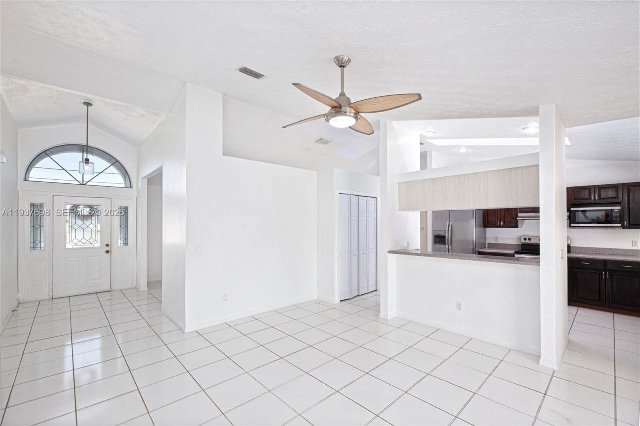 5402 NW Emblem St, Unit na, Port Saint Lucie, FL 34983 Photo