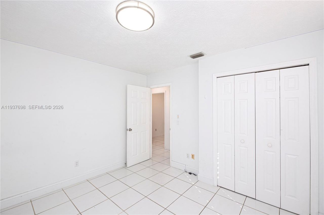 5402 NW Emblem St, Unit na, Port Saint Lucie, FL 34983 Photo