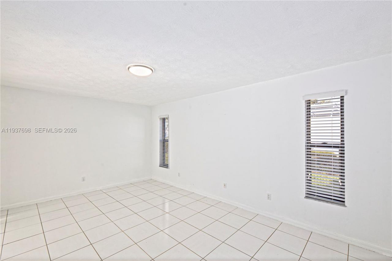 5402 NW Emblem St, Unit na, Port Saint Lucie, FL 34983 Photo