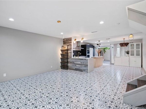 15928 Prell Court, Fountain Valley, CA 92708