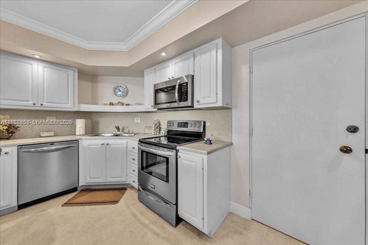 3111 N Ocean Dr , Unit 904, Hollywood, FL 33019 Photo