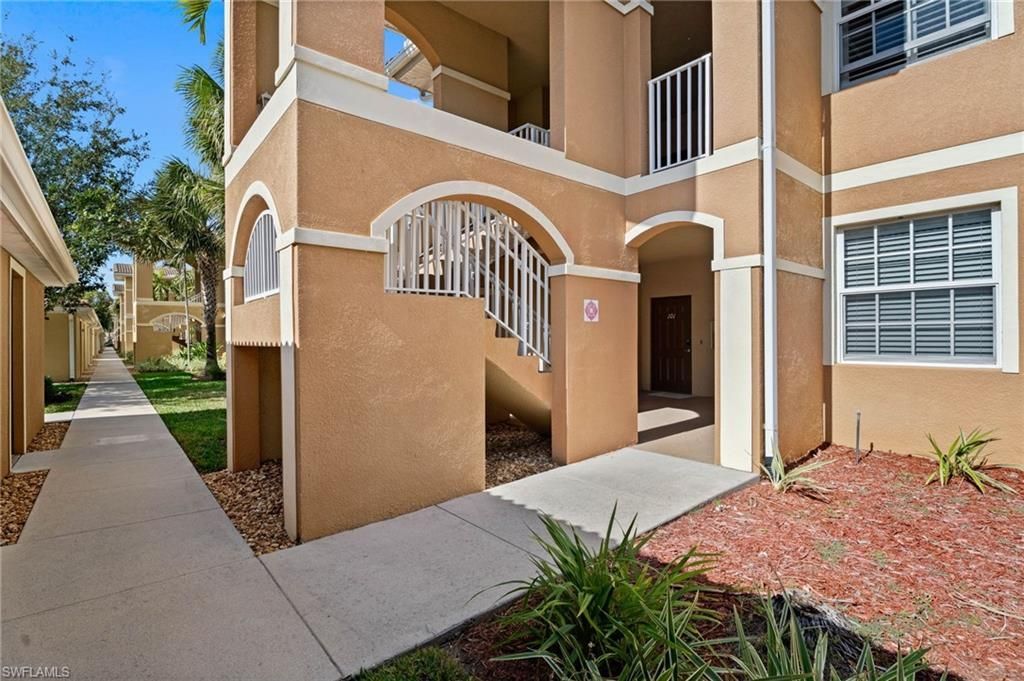 1076 Winding Pines Cir, Unit 101, Cape Coral, FL 33909 Photo
