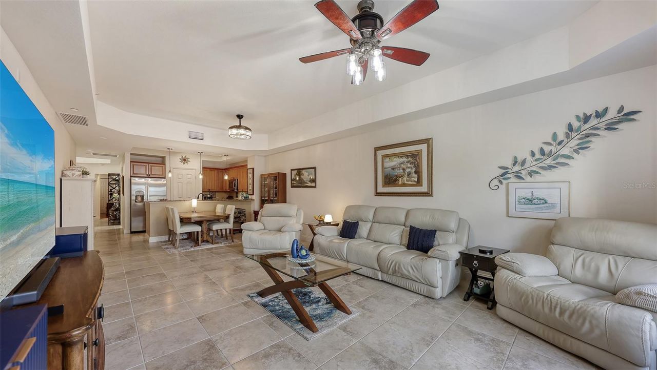 7718 Lake Vista Court, Unit 207, Lakewood Ranch, FL 34202 Photo