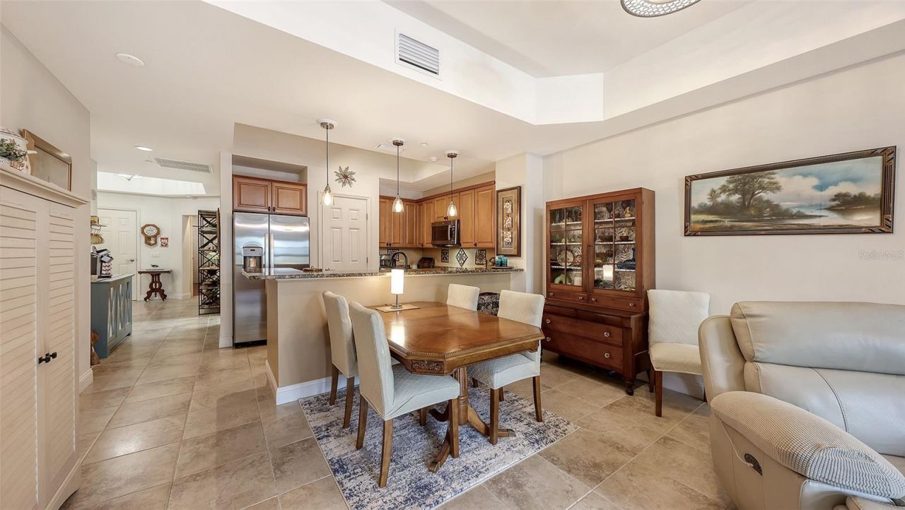 7718 Lake Vista Court, Unit 207, Lakewood Ranch, FL 34202 Photo