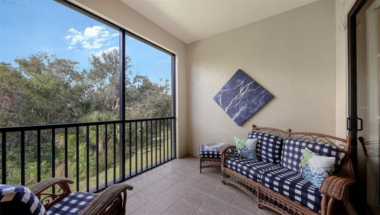 7718 Lake Vista Court, Unit 207, Lakewood Ranch, FL 34202 Photo