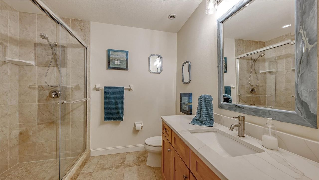 7718 Lake Vista Court, Unit 207, Lakewood Ranch, FL 34202 Photo