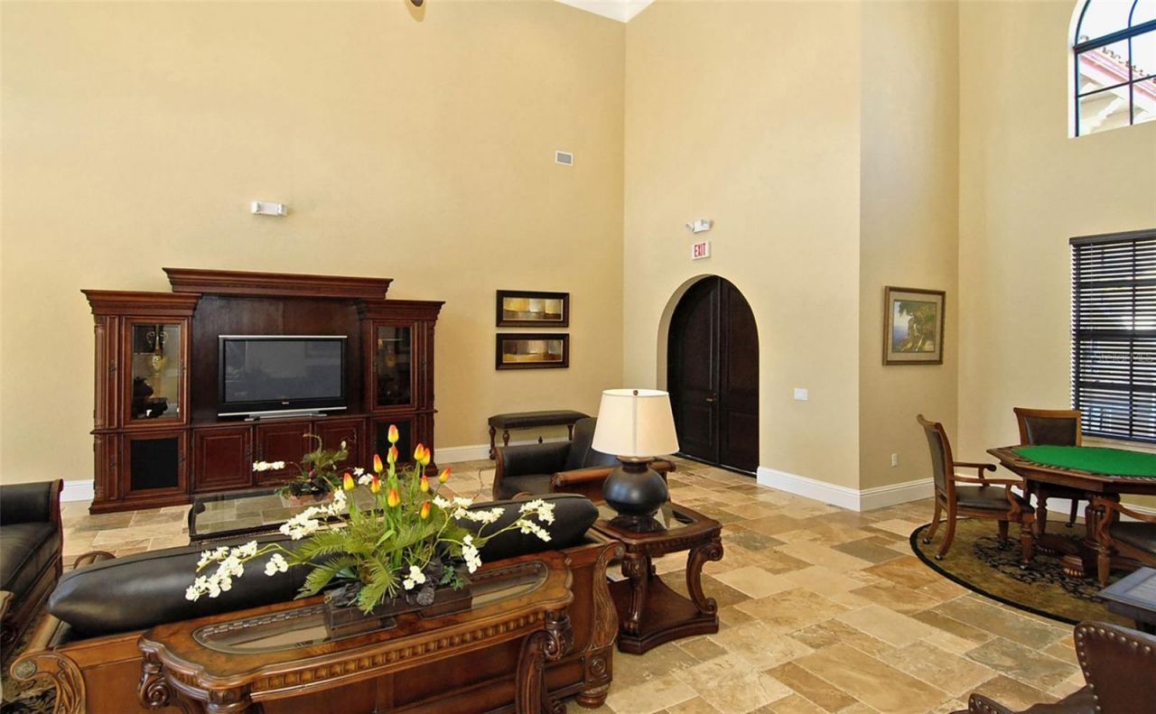 7718 Lake Vista Court, Unit 207, Lakewood Ranch, FL 34202 Photo