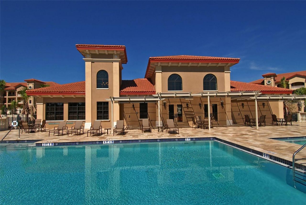 7718 Lake Vista Court, Unit 207, Lakewood Ranch, FL 34202 Photo