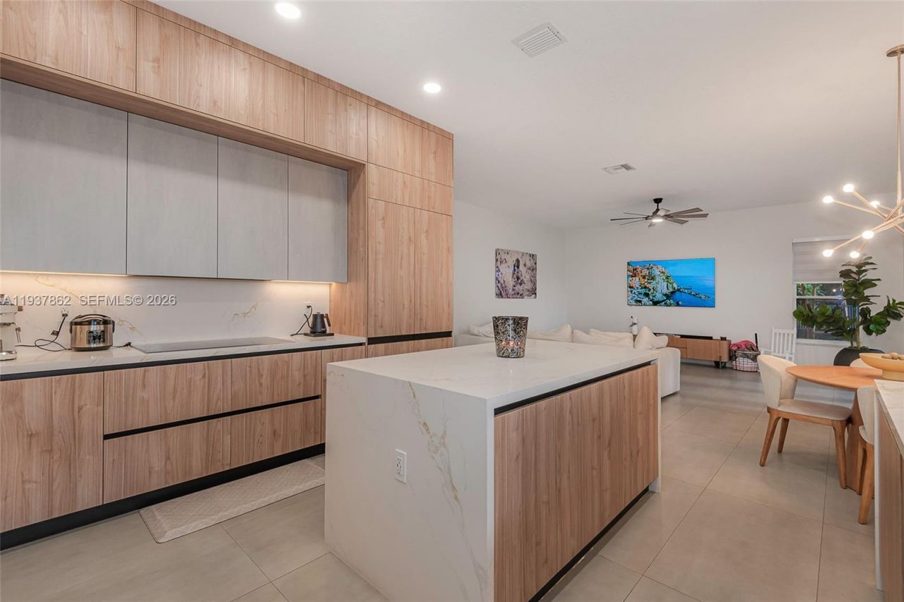 19560 SW 39th Ct, Miramar, FL 33029 Photo