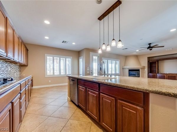 8177 Bay Colony Street, Las Vegas, NV 89131