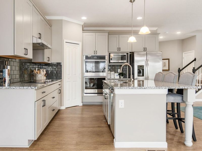 1 Hemingway Avenue, Ashville, OH 43103 Photo 12