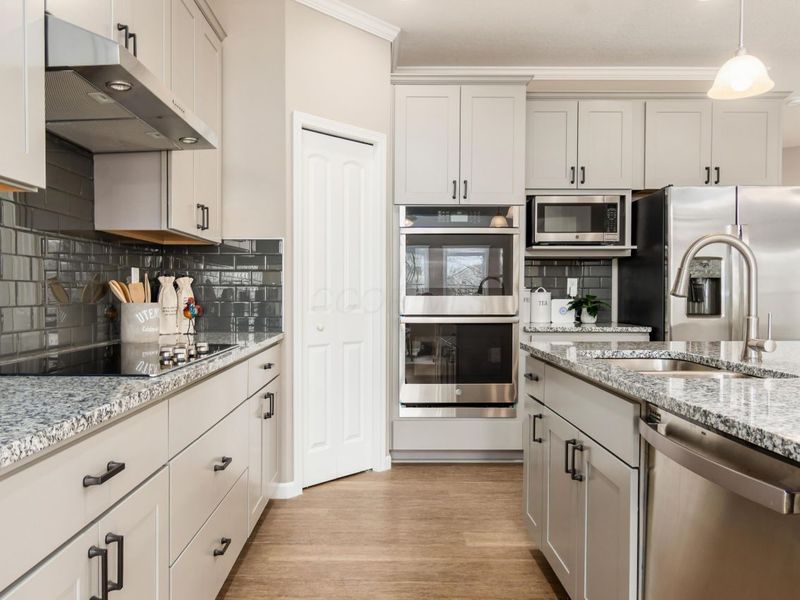 1 Hemingway Avenue, Ashville, OH 43103 Photo 14