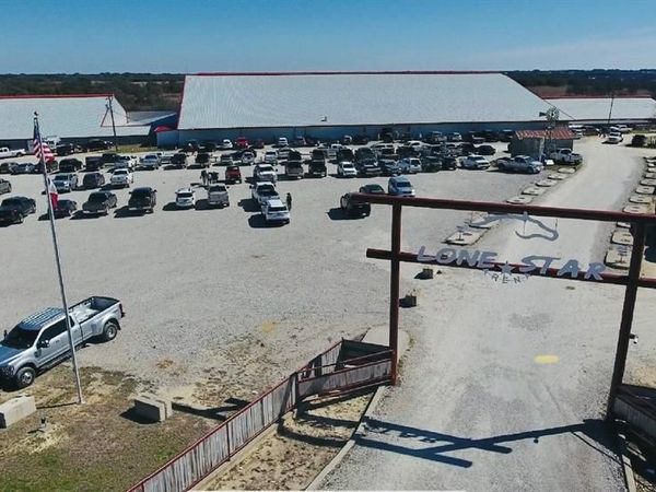 4696-A N Highway 377 , Stephenville, TX 76401