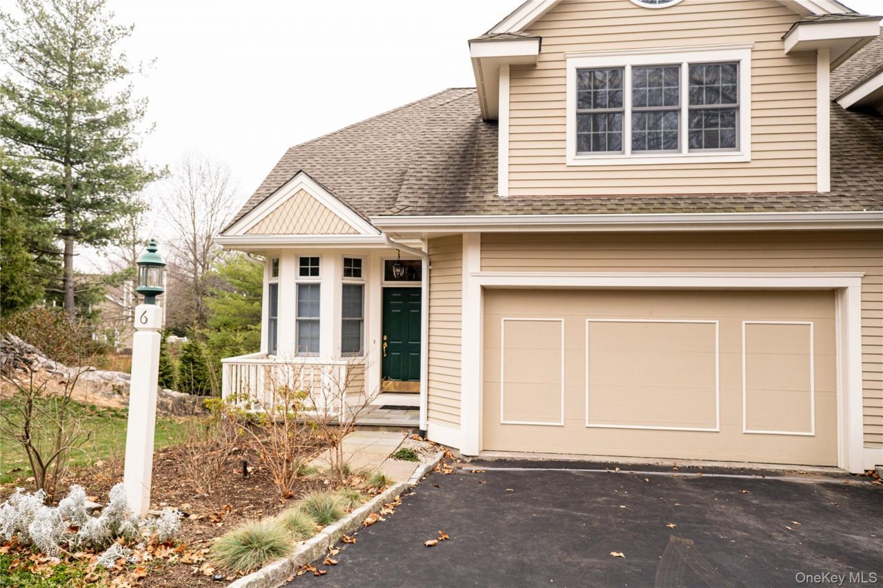 6 Holly Knolls, Armonk, NY 10504 Main Photo