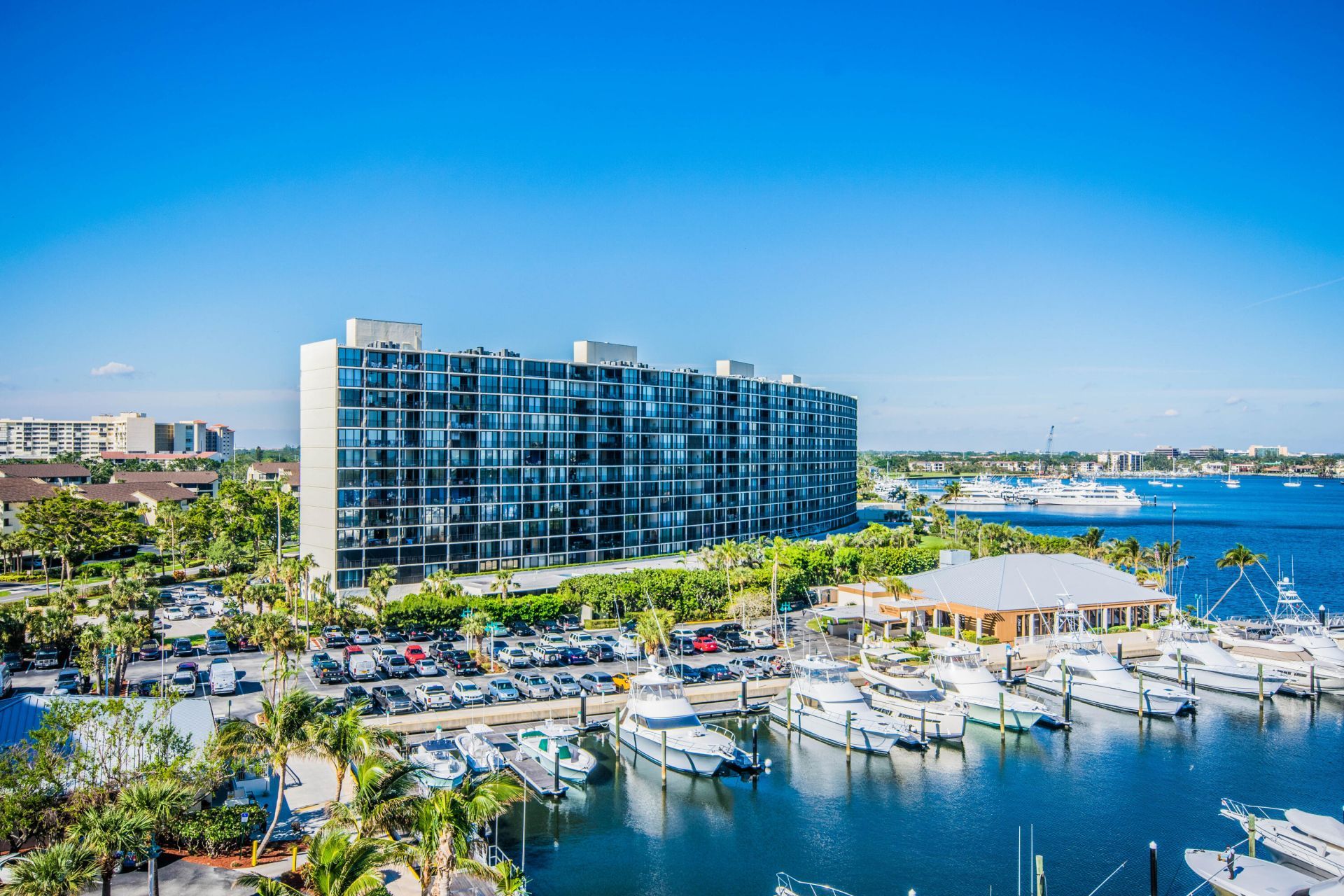 120 Lakeshore Drive, Unit 735, North Palm Beach, FL 33408 Photo