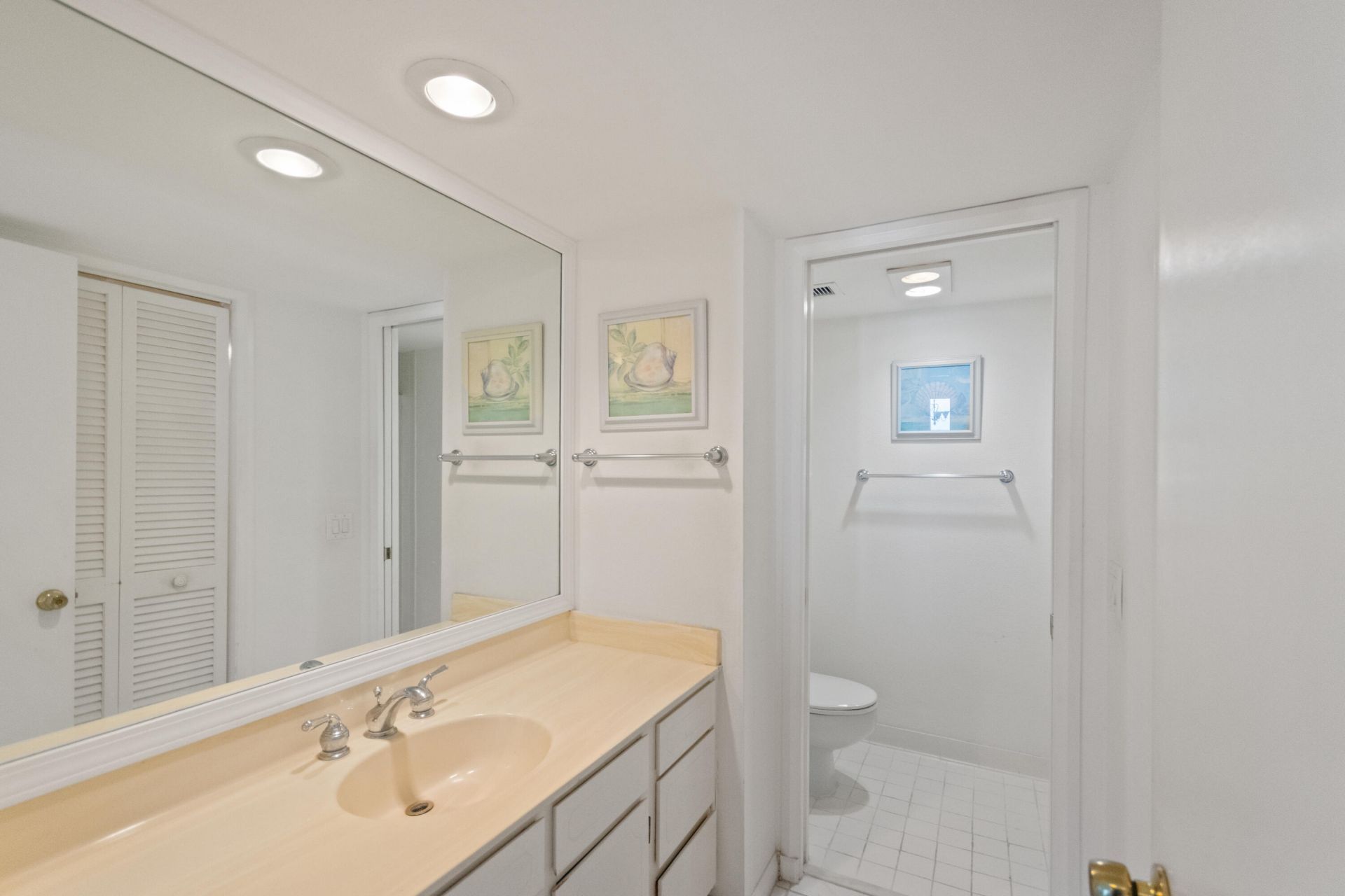 120 Lakeshore Drive, Unit 735, North Palm Beach, FL 33408 Photo