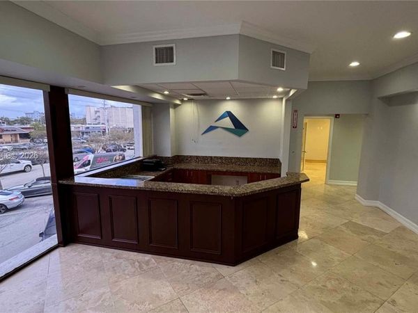 2740 E Oakland Park Blvd , Unit 205, Fort Lauderdale, FL 33306