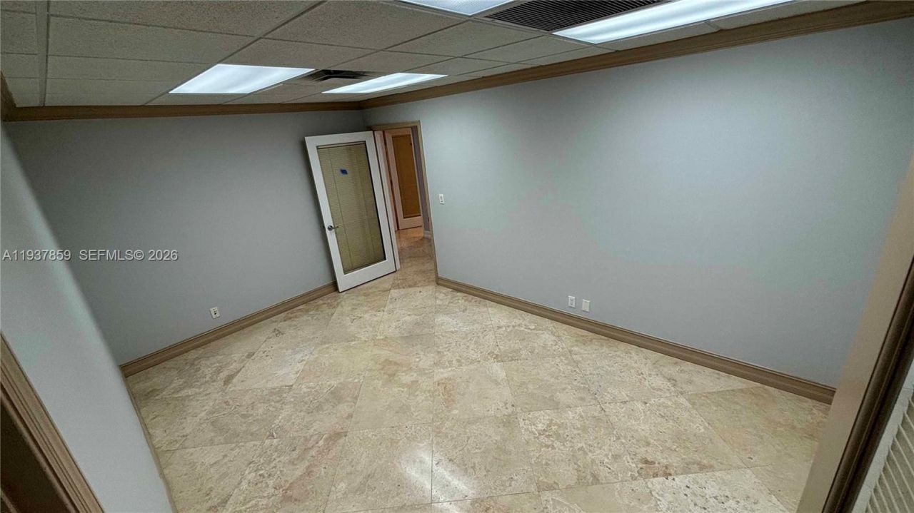 2740 E Oakland Park Blvd , Unit 205, Fort Lauderdale, FL 33306 Photo