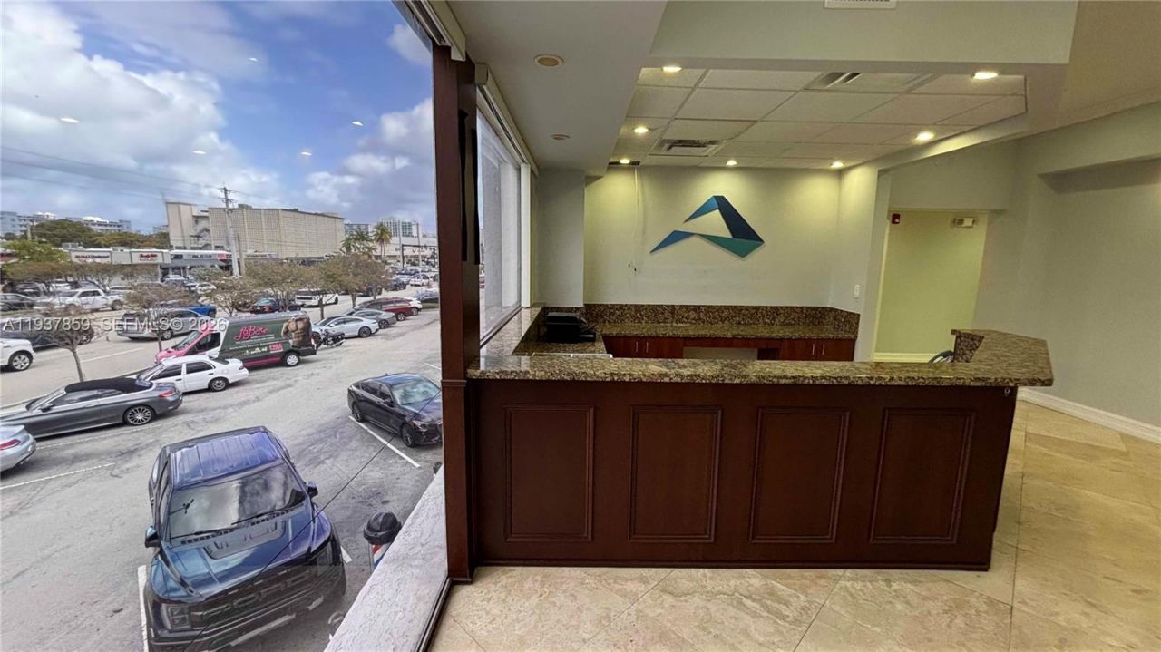 2740 E Oakland Park Blvd , Unit 205, Fort Lauderdale, FL 33306 Photo