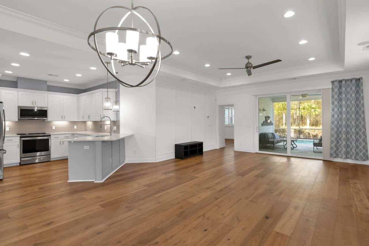 211 Summertime Place Photo 23