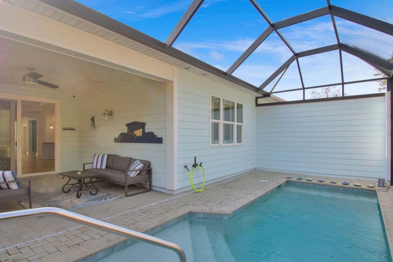 211 Summertime Place Photo 4