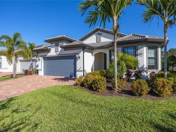 6767 Pennyroyal DR, NAPLES, FL 34114