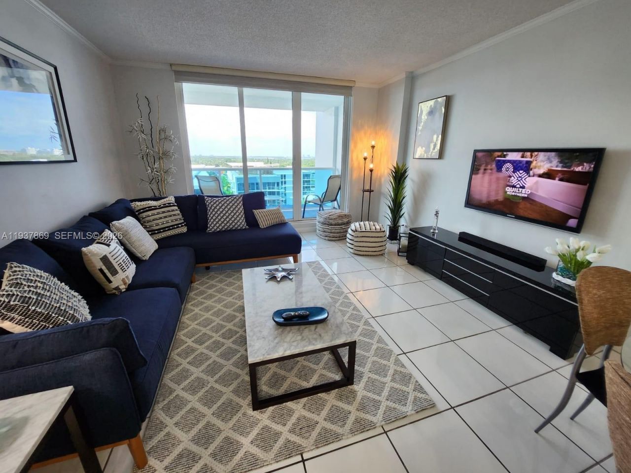 2301 Collins Av, Unit 1026, Miami Beach, FL 33139 Photo