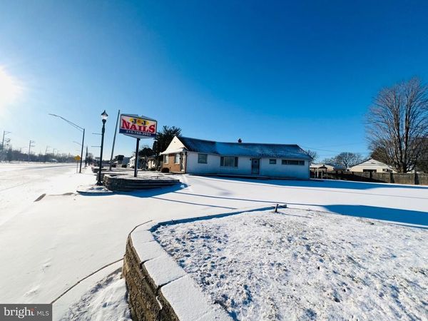 1315 VETERANS HIGHWAY, BRISTOL, PA 19007