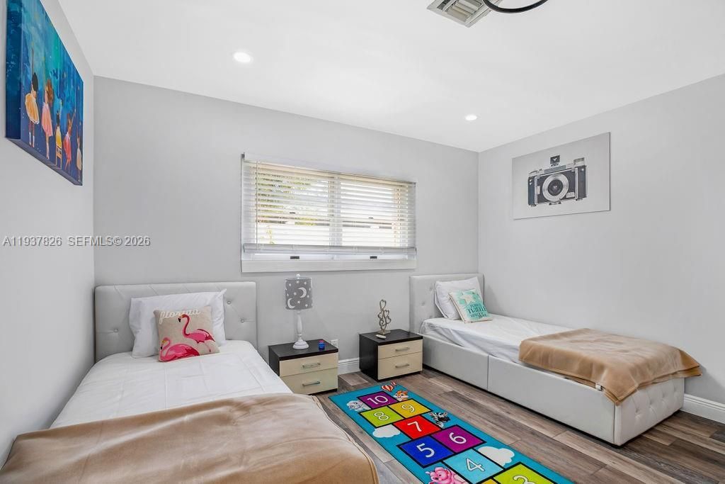 5320 NE 16th Ter , Fort Lauderdale, FL 33334 Photo