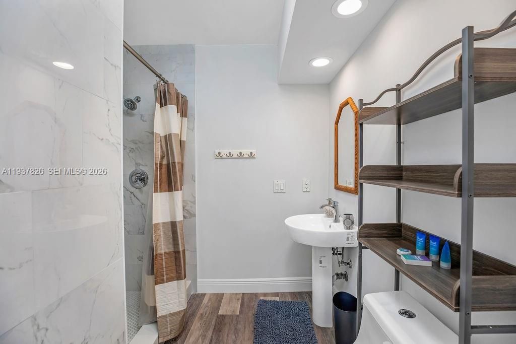 5320 NE 16th Ter , Fort Lauderdale, FL 33334 Photo