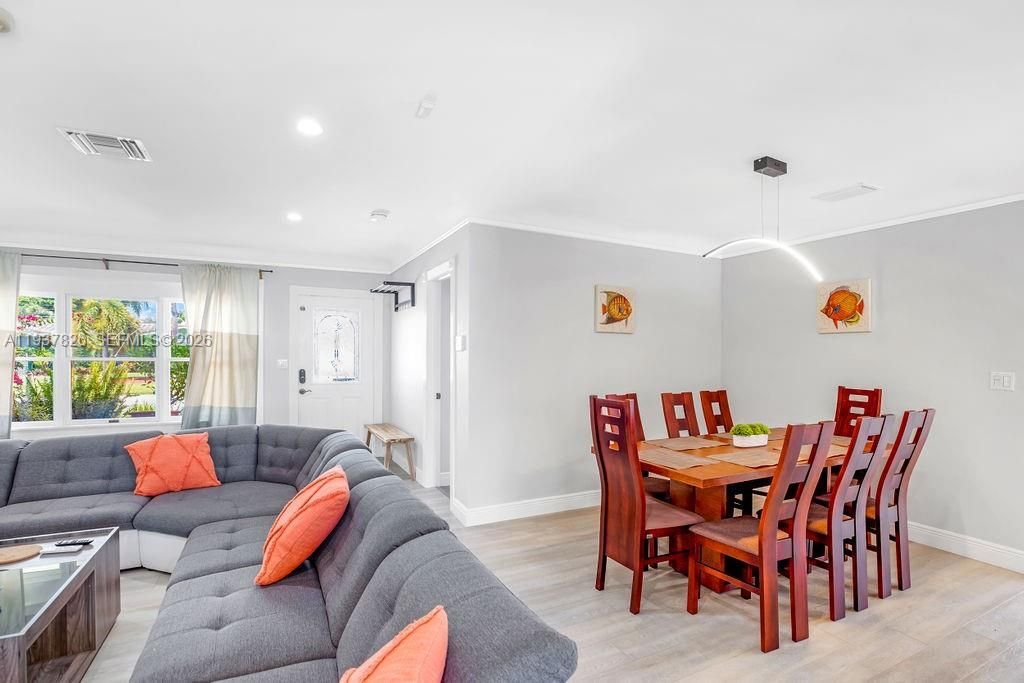 5320 NE 16th Ter , Fort Lauderdale, FL 33334 Photo