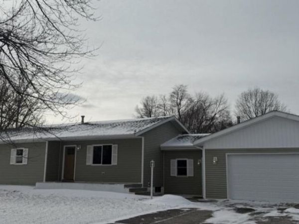6755 N 1100 E, Walkerton, IN 46574
