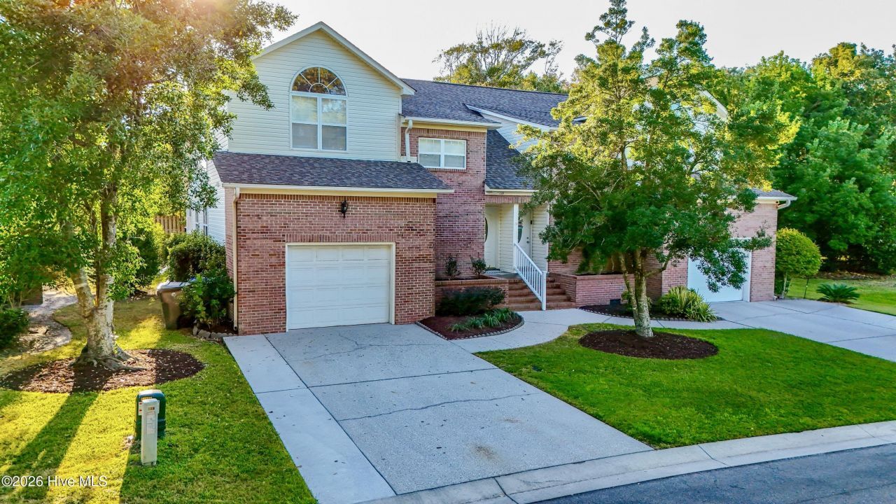 119 Lighthouse Drive, Carolina Beach, NC 28428 Main Photo