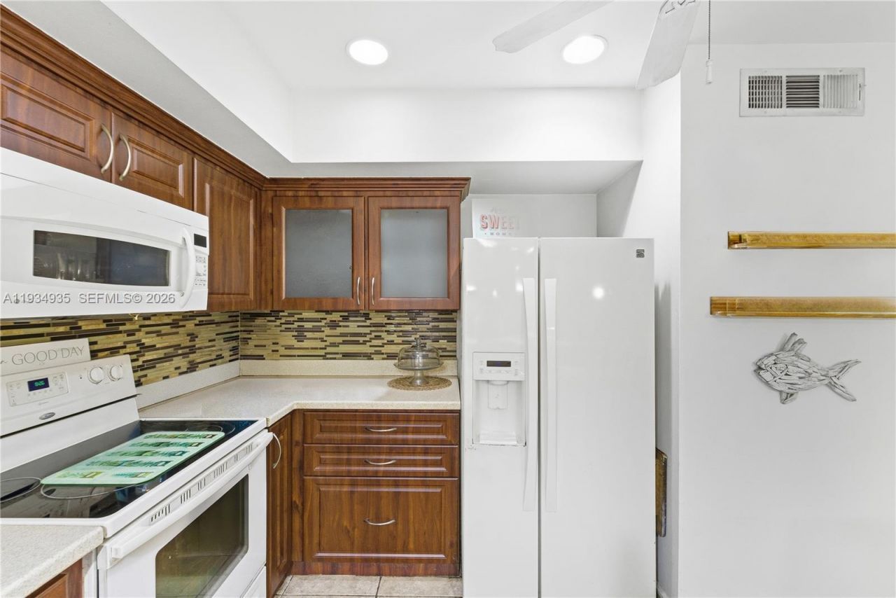 6358 Milk Wagon Ln, Miami Lakes, FL 33014 Photo