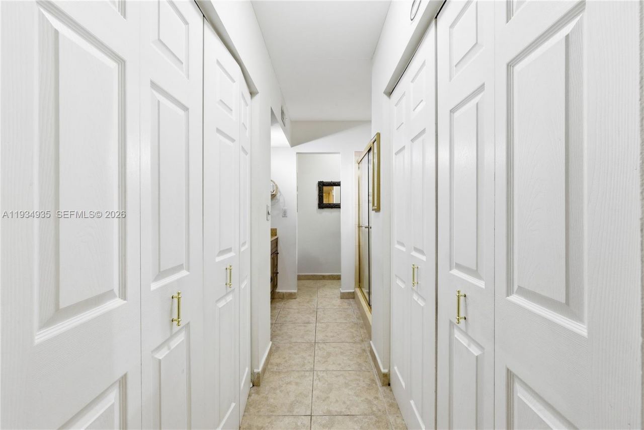 6358 Milk Wagon Ln, Miami Lakes, FL 33014 Photo