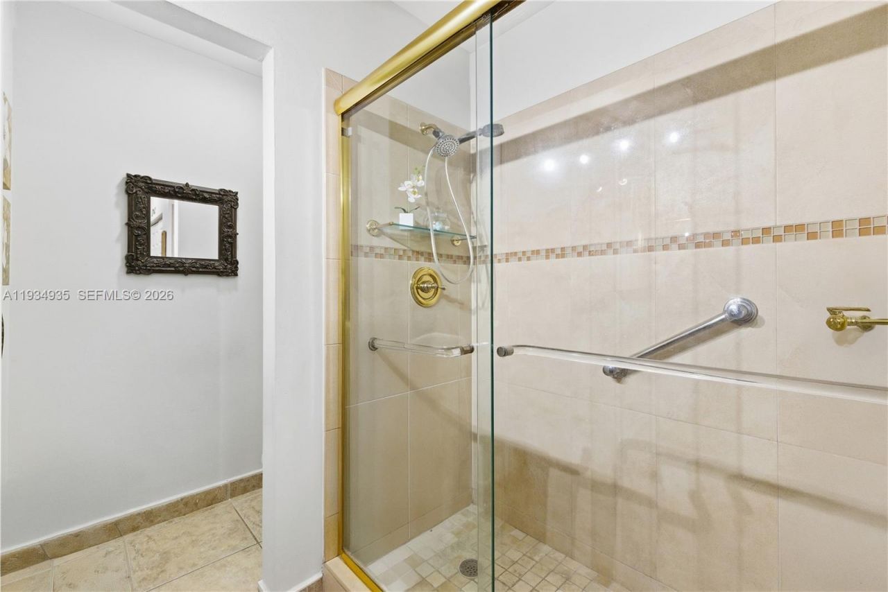 6358 Milk Wagon Ln, Miami Lakes, FL 33014 Photo