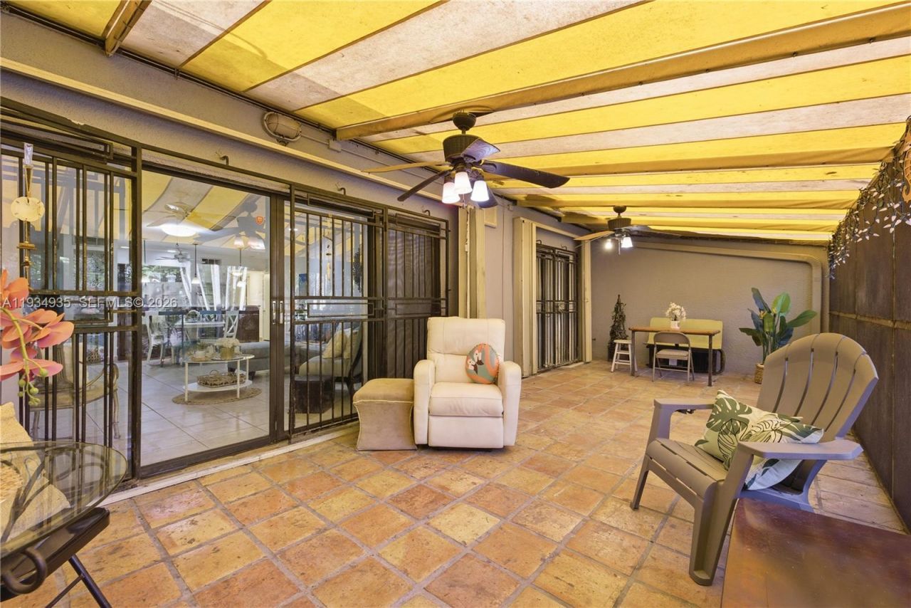 6358 Milk Wagon Ln, Miami Lakes, FL 33014 Photo