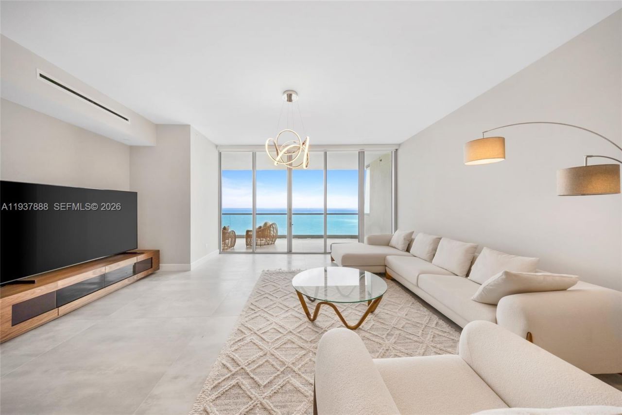 18501 Collins Ave , Unit 2502, Sunny Isles Beach, FL 33160 Photo