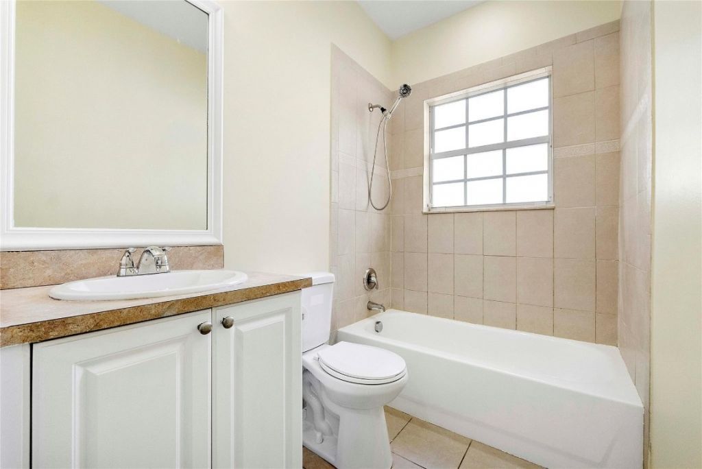 1253 NW 27th Avenue, Pompano Beach, FL 33069 Photo