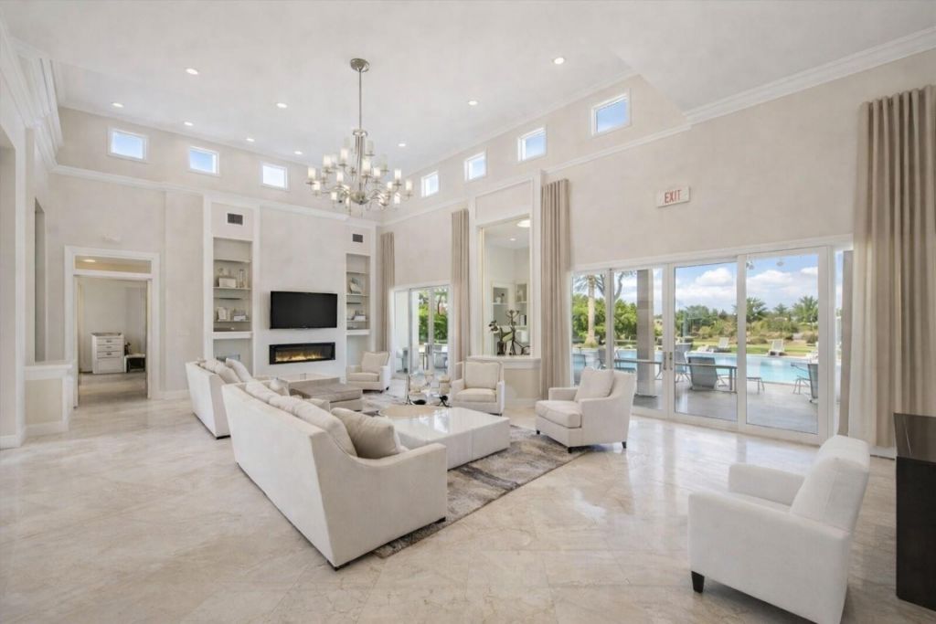 1381 Beacon Cir, Wellington, FL 33414 Photo