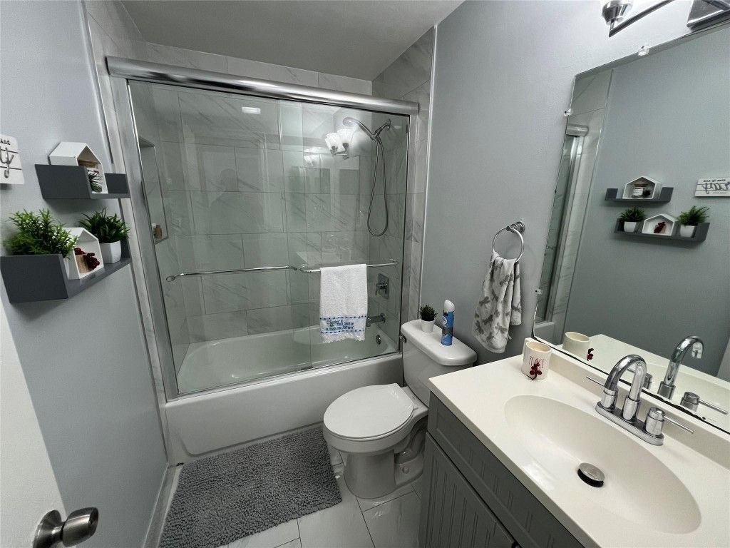 825 NW 13th, Unit 207, Boca Raton, FL 33486 Photo