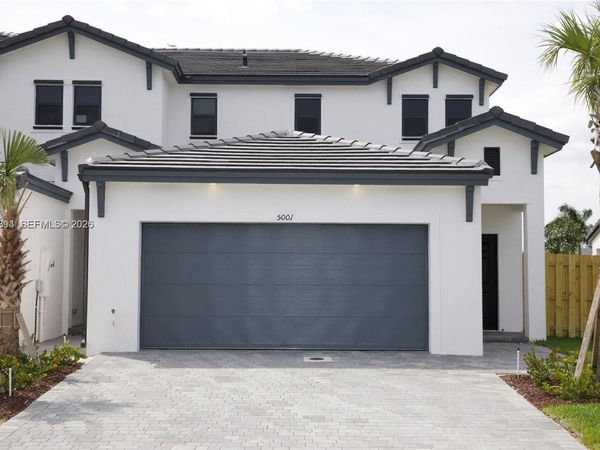 5001 Peacock Way, Unit 5001, Dania Beach, FL 33312