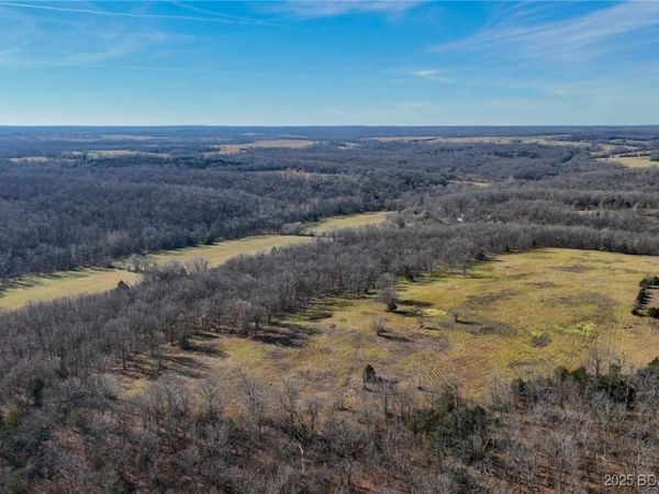 1508 N. Davis Hollow Road, Richland, MO 65556