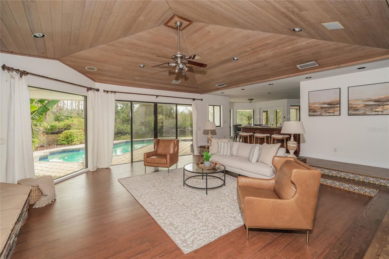 4302 Carrollwood Village Drive, Tampa, FL 33618 Photo