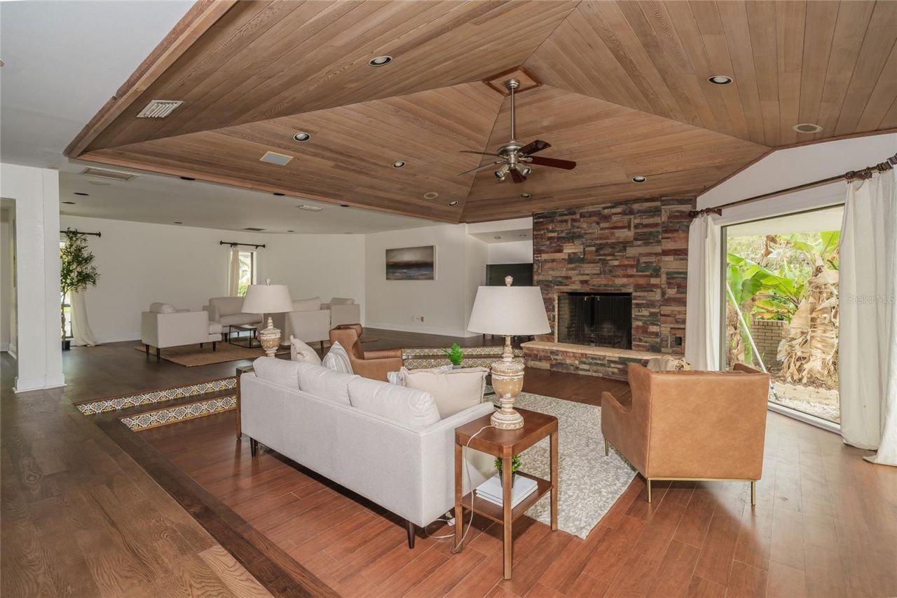 4302 Carrollwood Village Drive, Tampa, FL 33618 Photo