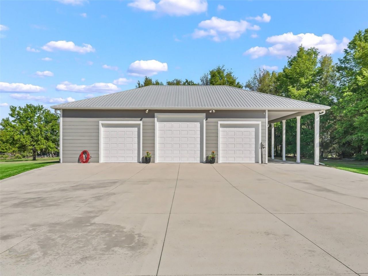 13945 SE 156th Lane, Weirsdale, FL 32195 Photo