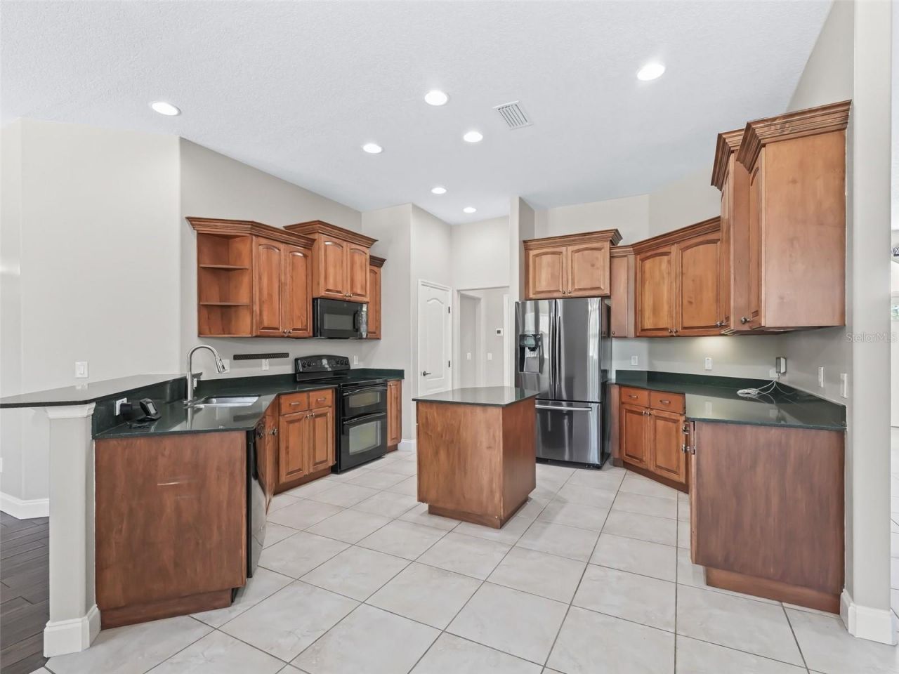 13945 SE 156th Lane, Weirsdale, FL 32195 Photo