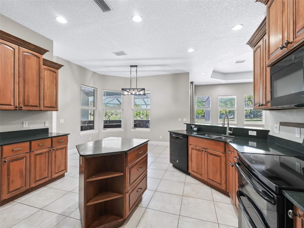 13945 SE 156th Lane, Weirsdale, FL 32195 Photo