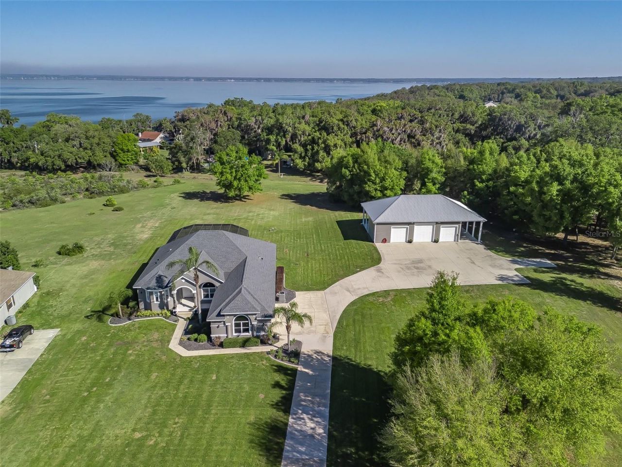 13945 SE 156th Lane, Weirsdale, FL 32195 Photo