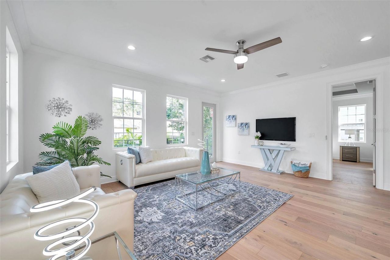 2345 Bahia Vista Street, Sarasota, FL 34239 Photo